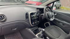 Renault Captur 0.9 TCE 90 Play 5dr Petrol Hatchback